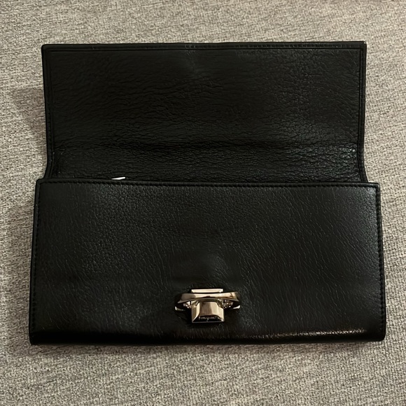 SALE!!!♥️SALVATORE FERRAGAMO WALLET USED ♥️ - Picture 3 of 9